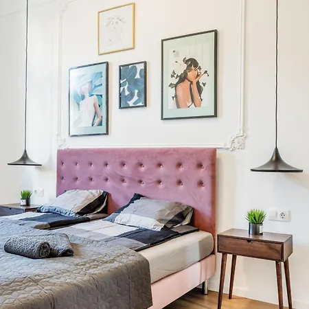 Downtown Comfort - Work, Relax, Explore *