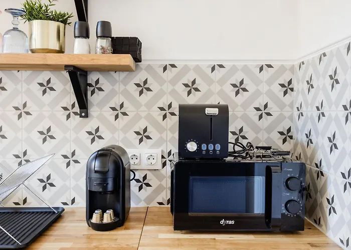 Apartament Downtown Comfort - Work, Relax, Explore